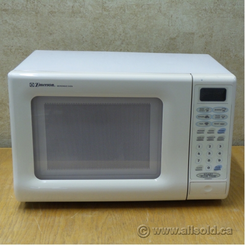 Emerson MW8600WC White 700 Watt 0.7 cu ft Microwave Allsold.ca Buy